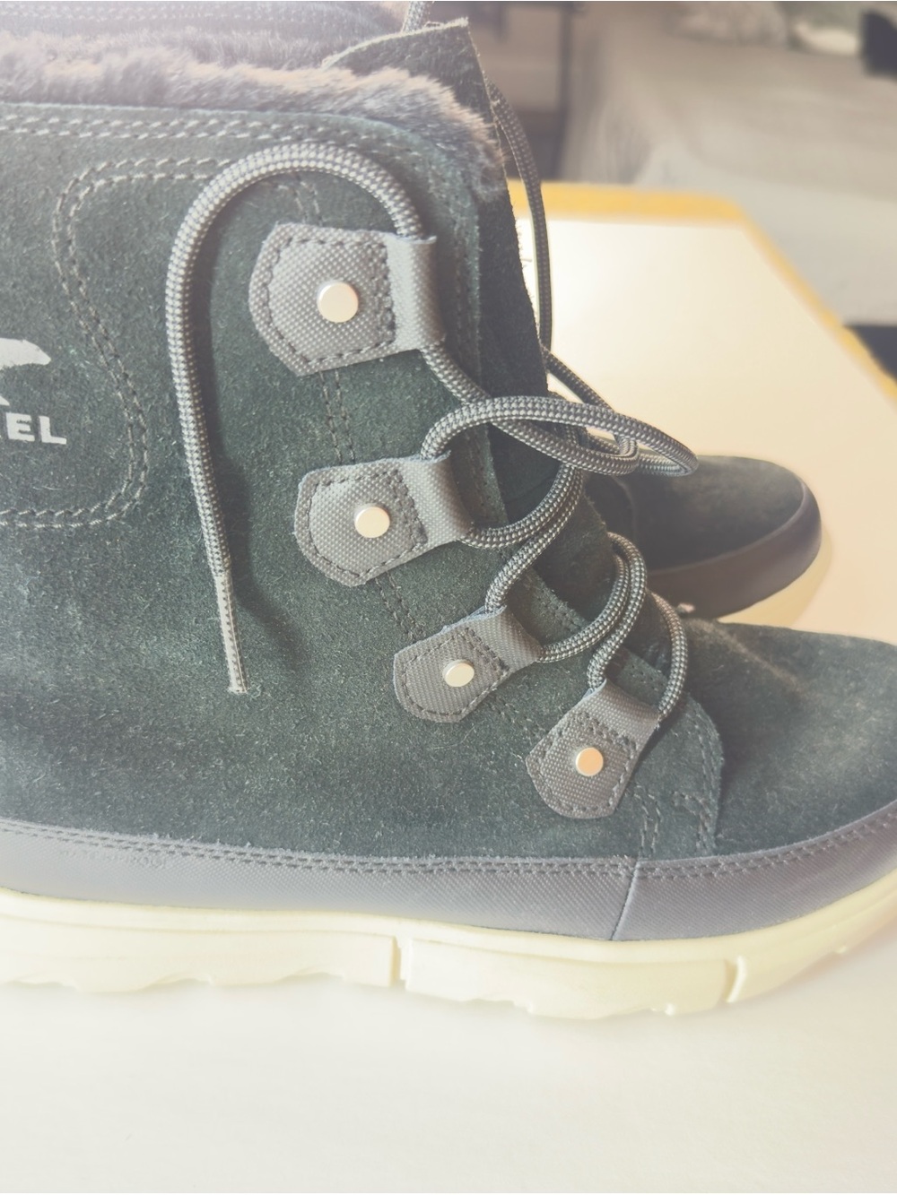 Sorel Black Suede Faux-Fur Lined Winter Boots with Cream Soles - Picture 6 of 6